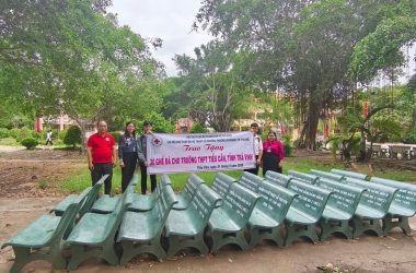 Tặng 30 băng ghế đá cho Trường Tiểu Cần - Trà Vinh (29/05/2025)
