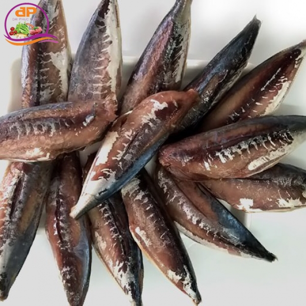 KHÔ CÁ NỤC BỎ ĐẦU